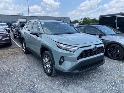 2023 Toyota RAV4 XLE Premium