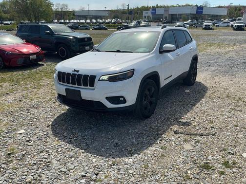 Bright White Clearcoat 2019 Jeep Cherokee Altitude