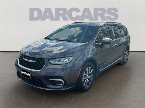 2023 Chrysler Pacifica L