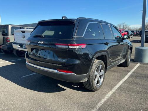 2023 Jeep Grand Cherokee Limited