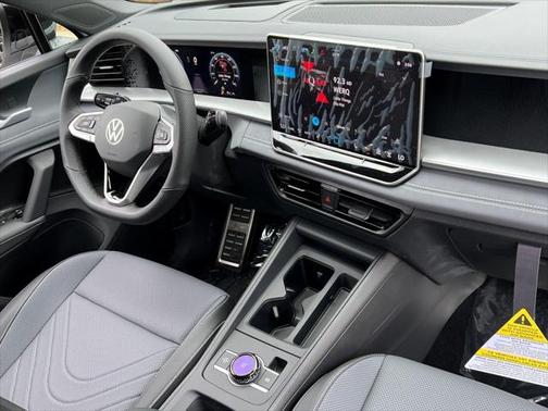 2025 Volkswagen Tiguan 2.0T SE R-Line Black 4MOTION