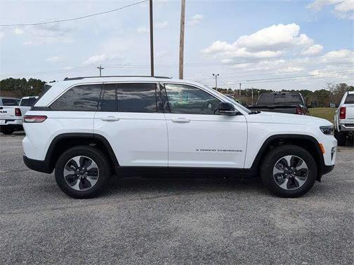 2022 Jeep Grand Cherokee 4xe Base