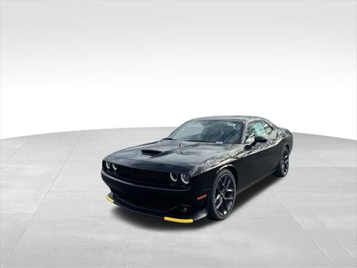 Pitch Black Clearcoat 2023 Dodge Challenger GT