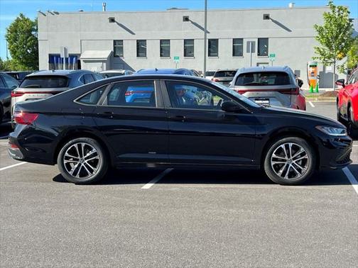 2025 Volkswagen Jetta 1.5T Sport