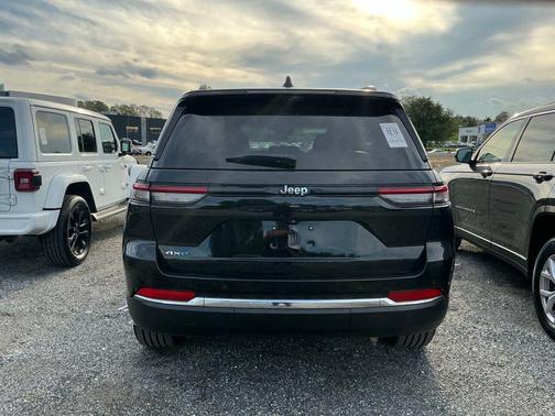 2023 Jeep Grand Cherokee 4xe Base