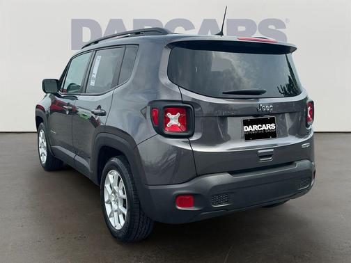Granite Crystal Metallic Clearcoat 2019 Jeep Renegade Latitude