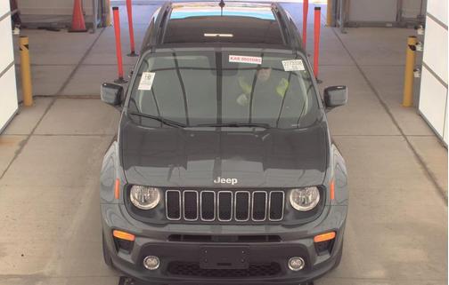 Granite Crystal Metallic Clearcoat 2019 Jeep Renegade Latitude