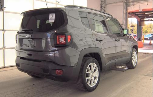 Granite Crystal Metallic Clearcoat 2019 Jeep Renegade Latitude