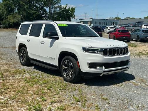 2023 Jeep Wagoneer Series III 4x4