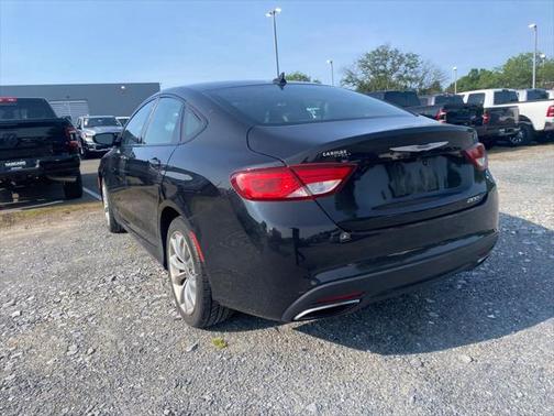 2016 Chrysler 200 S