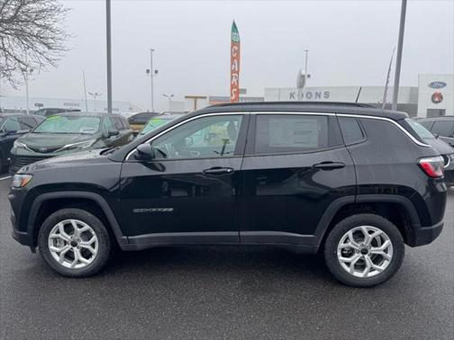 2025 Jeep Compass Latitude