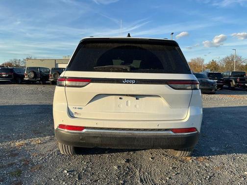 2023 Jeep Grand Cherokee 4xe Base