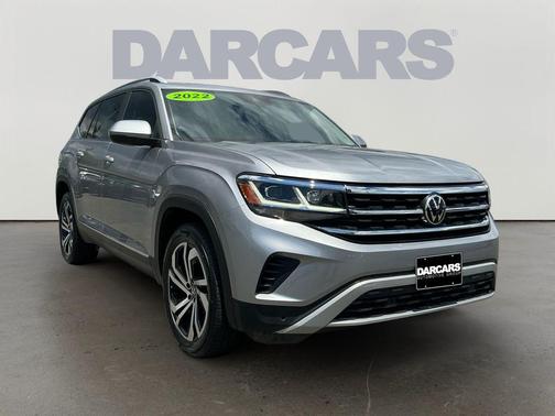 Silver Metallic 2022 Volkswagen Atlas 2.0T SEL