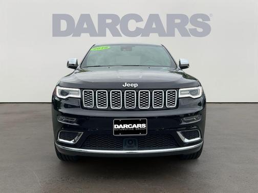 Diamond Black Crystal Pearlcoat 2019 Jeep Grand Cherokee Summit