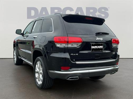 Diamond Black Crystal Pearlcoat 2019 Jeep Grand Cherokee Summit