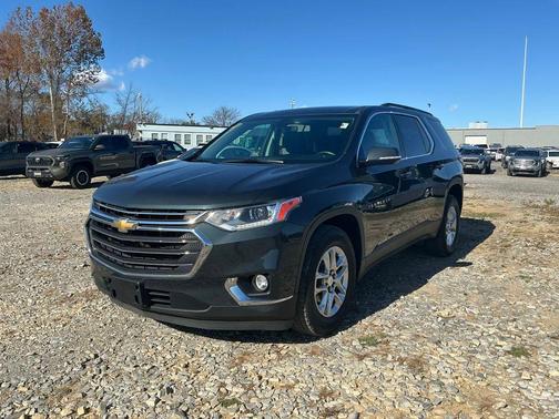 2020 Chevrolet Traverse LT Cloth
