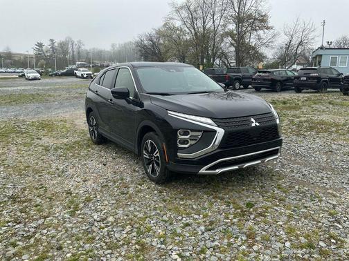 Labrador Black Pearl 2025 Mitsubishi Eclipse Cross SE