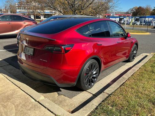 2024 Tesla Model Y Performance Dual Motor All-Wheel Drive