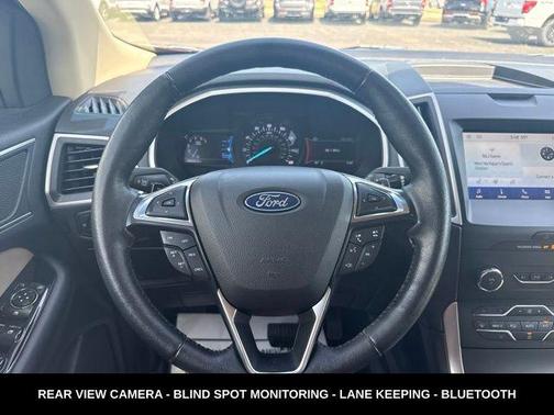 Burgundy Velvet Metallic Tinted Clearcoat 2020 Ford Edge SEL
