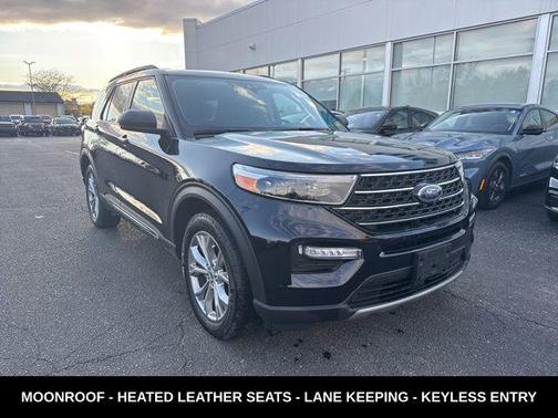 Agate Black Metallic 2024 Ford Explorer XLT
