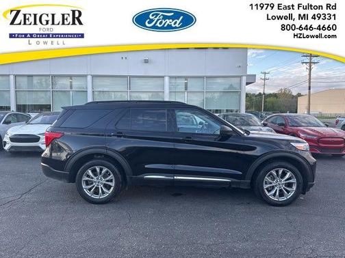 Agate Black Metallic 2024 Ford Explorer XLT