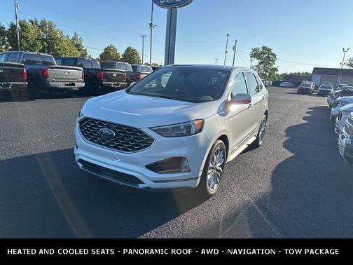 2022 Ford Edge Titanium