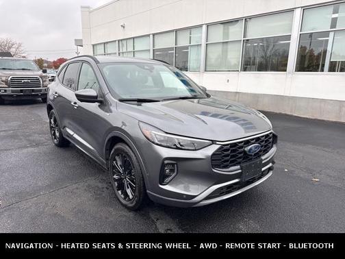 2023 Ford Escape ST-Line Elite