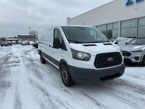 2018 Ford Transit-250 Base