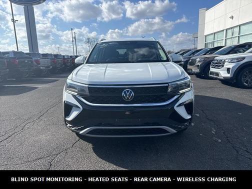 2024 Volkswagen Taos 1.5T SE