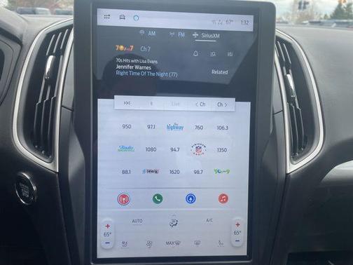 Iconic Silver Metallic 2024 Ford Edge SEL