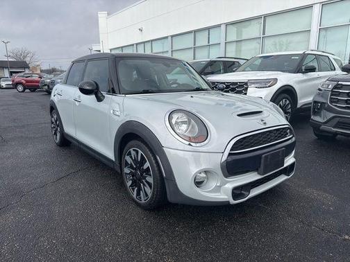 2015 MINI Hardtop Cooper S