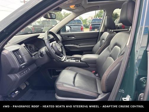 2022 Nissan Pathfinder SL 4WD