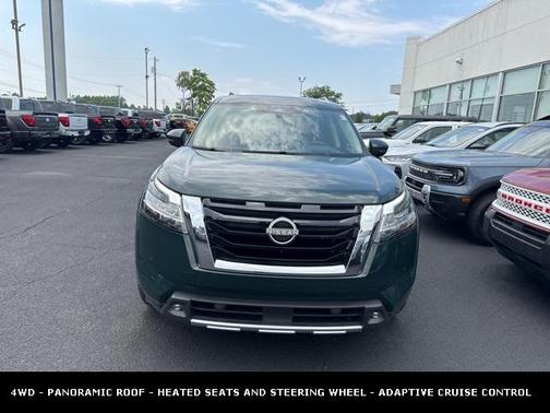 2022 Nissan Pathfinder SL 4WD