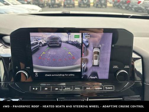 2022 Nissan Pathfinder SL 4WD