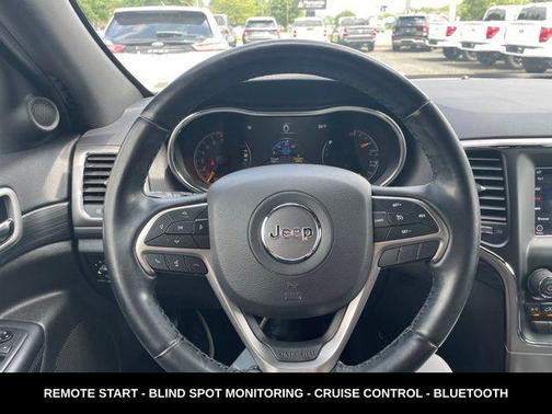 Velvet Red Pearlcoat 2020 Jeep Grand Cherokee Laredo
