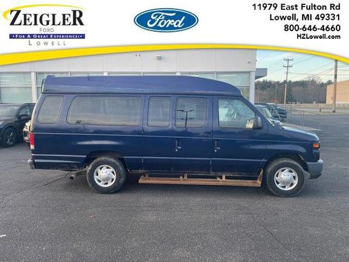2012 Ford E350 Super Duty XL