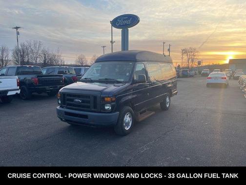 2012 Ford E350 Super Duty XL