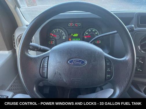 2012 Ford E350 Super Duty XL