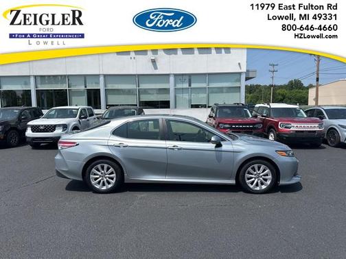 2018 Toyota Camry LE