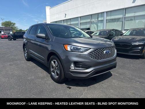 Carbonized Gray Metallic 2024 Ford Edge SEL