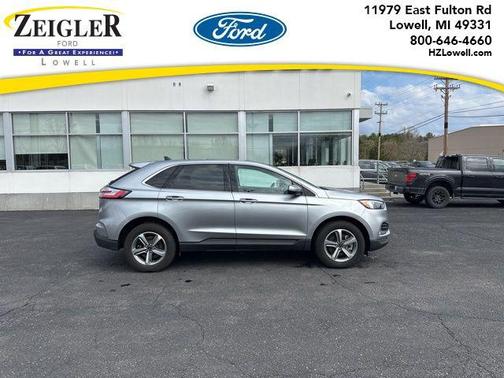 Iconic Silver Metallic 2024 Ford Edge SEL