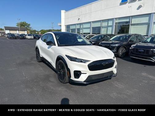 2025 Ford Mustang Mach-E Premium
