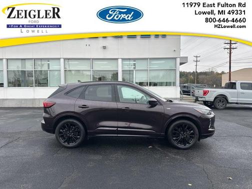 2023 Ford Escape ST-Line Elite
