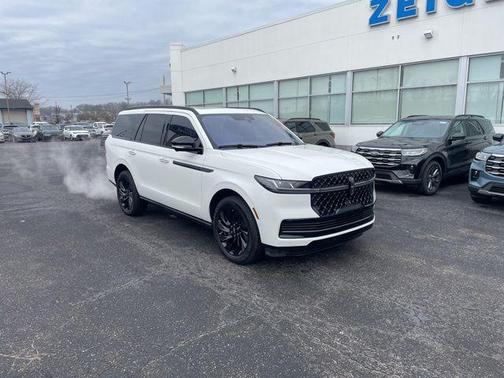 2025 Lincoln Navigator Reserve