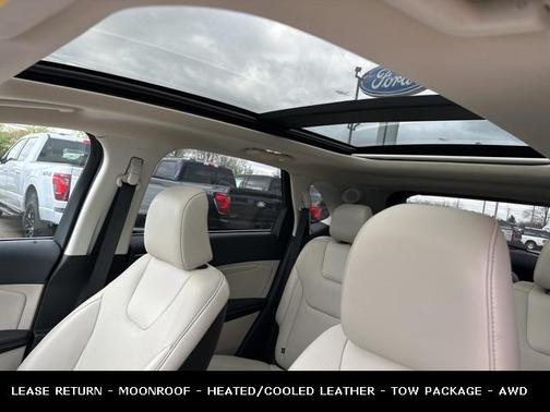 2022 Ford Edge Titanium