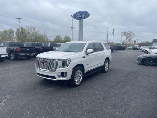 White Frost Tricoat 2024 GMC Yukon Denali