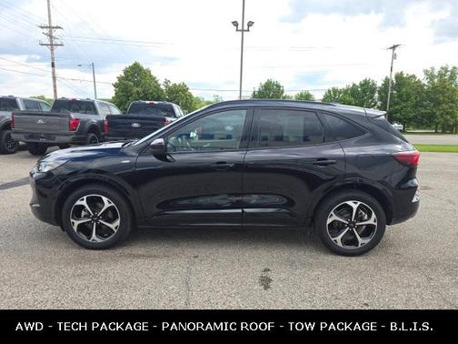2023 Ford Escape ST-Line Select