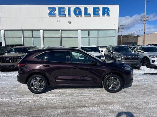 2023 Ford Escape ST-Line Select
