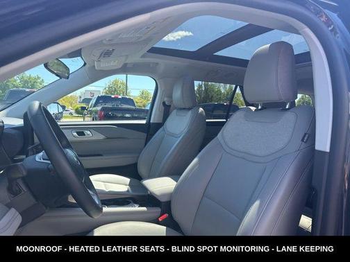 Agate Black Metallic 2025 Ford Explorer Active