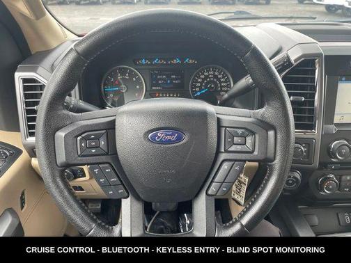 Ruby Red Metallic Tinted Clearcoat 2016 Ford F-150 XLT